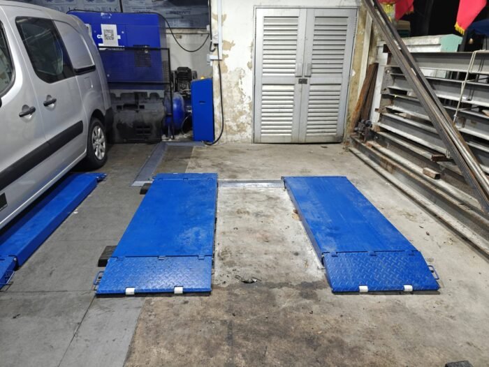 Airstrong Full Rise Car Scissor Lift U-B40AY 15V 50Hz with Installation | Model : AM-ASB400AY - Image 14